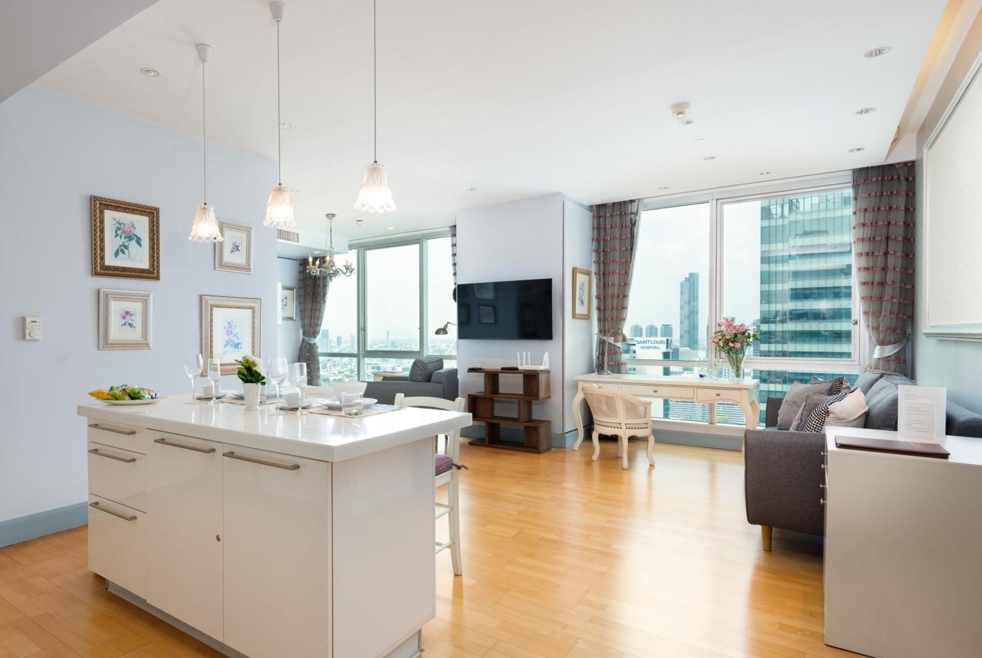 Sky Villas Apartments Bangkok Exterior photo