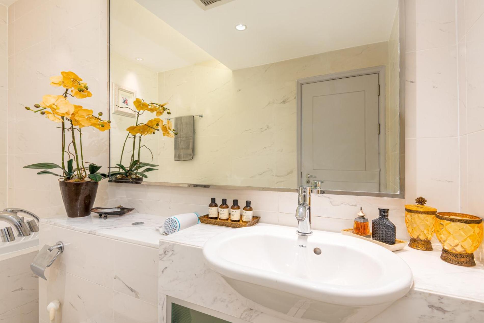 Sky Villas Apartments Bangkok Room photo